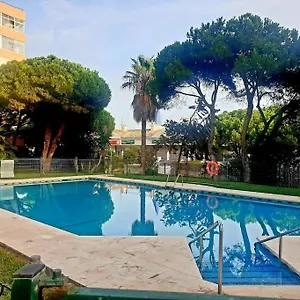 https://precioso-estudio-con-piscina-a-200m-del-mar.1costadelsol.com